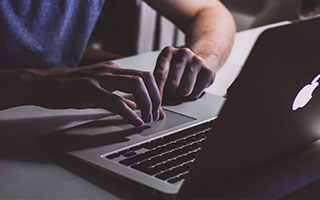 星空体育公司-“菜鸟大师”成笑谈①：皮尔洛比马拉多纳，谁牛？